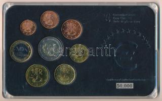 Finnország 2001-2006. 1c-2E (8xklf) forgalmi összeállítás műanyag dísztokban T:UNC,AU  Finland 2001-2006. 1 Cent - 2 Euro (8xdiff) coin set in plastic case C:UNC,AU