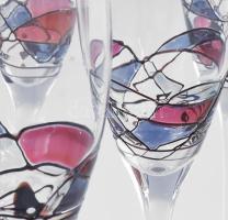 Tiffany jellegű pezsgőspohár garnitúra, 6 db, kis pattogzással, m: 25 cm