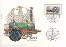 NSZK 1985D 1M "150 éves a német vasút" felbélyegzett érmés borítékon alkalmi bélyegzéssel T:UNC patina GFR 1985D 1 Mark "150th Anniversary of the German railway" envelope with stamp and cancellation C:UNC patina