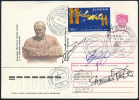 Szergej Avgyejev (1956- ), Jurij Gidzenko (1962- ) orosz és Thomas Reiter (1958- ) német űrhajósok aláírásai emlékborítékon / Signatures of Sergei Avdeyev (1956- ), Yuriy Gidzenko (1962- ) Russian and Thomas Reiter (1958- ) German astronauts on special cover