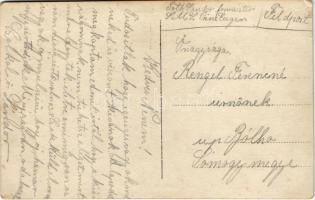 SMS PRINZ EUGEN Osztrák-Magyar Haditengerészet pre-dreadnought csatahajó matrózai a mentőcsónakokban...