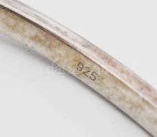 Ezüst (Ag) ékszer szett: karperec, nyaklánc, gyűrű, fülbevaló, szintetikus kövekkel. br 48,1 g