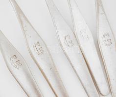 Gellért Hotel 12 darabos evőeszköz készlet, 6 db kés és 6 db villa, jelzett, kopással