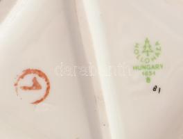 Hollóházi népviseletes lány. Jelzett, hibátlan (támasztási nyommal), m: 29,5 cm