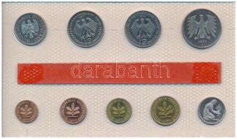 NSZK 1977J 1pf-5M (9xklf) forgalmi sor fólia tokban T:UNC 
GFR 1977J 1 Pfennig - 5 Mark (9xdiff) co...