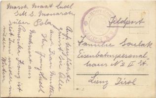 SMS MONARCH Osztrák-Magyar Haditengerészet Monarch-osztályú partvédő páncélos matrózai újságokkal a ...