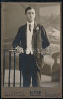 cca 1922 Budapest, Leon H. Fia fényképész műtermében készült, keményhátú, vintage fotó, ezüst zselatinos fotópapíron, 16x10 cm