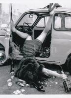 cca 1968 ,,Hoppá Biztos Úr! Lehet hogy ittam egy-két kortyot...", bizarr felvétel, 1 db modern nagyítás, jelzés nélkül, 21x15 cm