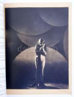 Sotheby's árverési katalógus, fotográfia témában, 2016 + Dorotheum árverési katalógus fotográfi...