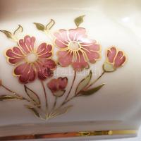 Zsolnay pillangó mintás fodros váza. Jelzett, kézzel festett, hibátlan, d 14 cm