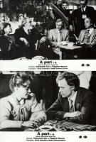 cca 1989 előtti ,,A part" című szovjet film jelenetei és szereplői, 6 db vintage produkciós filmfotó (vitrinfotó, lobbyfotó) ezüst zselatinos fotópapíron, a használatból eredő (esetleges) kisebb hibákkal, 18x24 cm