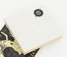 Medveczky Jenő: Homeros - Ilias. (Minikönyv). Bp., 1973, Képzőművészeti Alap. Egészoldalas, fekete-f...