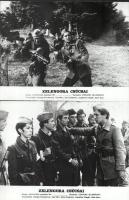 cca 1989 előtti ,,Zelengora csúcsai" című jugoszláv film jelenetei és szereplői, 13 db vintage produkciós filmfotó (vitrinfotó, lobbyfotó) ezüst zselatinos fotópapíron, a használatból eredő (esetleges) kisebb hibákkal, 18x24 cm