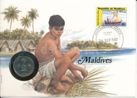 Maldív-szigetek 1982. 1R acél felbélyegzett borítékban, bélyegzéssel, német nyelvű leírással T:UNC Maldives 1982. 1 Rufiyaa steel in envelope with stamp, cancellation and a prospectus in german C:UNC