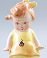 Bodrogkeresztúri 2 darab katicától megijedő lány. Egyik jelzett, egyiken kis sérüléssel, m: 13 cm