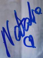 Natalia Yegorova (1974- ) ukrán énekesnő, modell, aktivista aláírása őt ábrázoló képen, tanúsítvánny...