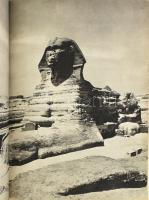 Kazimierz Michalowski: Piramisok és masztabák. DEDIKÁLT! Bp., 1973, Corvina. Kiadói egészvászon köté...