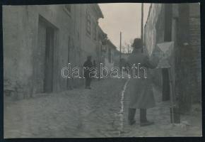 1930 Budapest, Tabán, utcakép, datált fotó, sérült, 6×9 cm