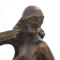 Kisfaludy Strobl Zsigmond (1884-1975): Női akt lepellel. Öntött bronz, jelzett, m: 15 cm