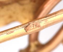 Arany (Au) 14K rózsa bross, jelzett, 4,3×2,1 cm, nettó: 3,2 g