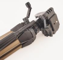 HAMA professzionálos kameraállvány, vízszintezővel. Tokjában