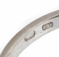 Arany (Au) 14K három köves gyűrű, jelzett, méret: 52, bruttó: 1,4 g