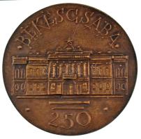 1968. "Városunkért 1718-1968 / Békéscsaba" kétoldalas bronz emlékérem eredeti tokban (50mm) T:XF