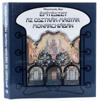 Moravánszky Ákos: Építészet az Osztrák-Magyar Monarchiában. 1867-1918. Bp., 1988, Corvina. Gazdag fekete-fehér képanyaggal illusztrálva. Kiadói egészvászon-kötés, kiadói papír védőborítóban, a hátsó borító karcos.