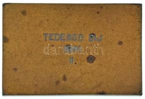 Berán Lajos (1882-1943) 1941. "DUNA - Budapesti Evezős Egylet" bronz emlékplakett, hátolda...