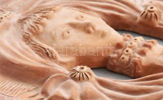 Steinhübel Zoltán (1952): Női arcos fali dísz. Terrakotta, mázas kerámia, jelzés nélkül, kis kopássa...