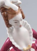 Hollóházi barokk hölgy kutyával. Jelzett, sérülésmentes, m: 31,5 cm