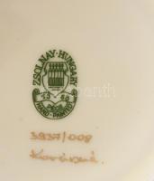 Zsolnay virág mintás porcelán váza. Kézzel festett, jelzett (Kovácsné) hibátlan 26 cm