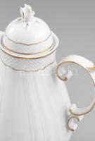 Hollóházi aranyozott fehér mázas moikkás készlet. Hat személyes, jelzett, kis kopásokkal, két csészé...