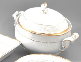 Hollóházi aranyozott fehér mázas étkészlet. 10 mélytányér, 12 lapos tányér 6+6 süteményes tányér + t...