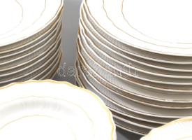 Hollóházi aranyozott fehér mázas étkészlet. 10 mélytányér, 12 lapos tányér 6+6 süteményes tányér + t...