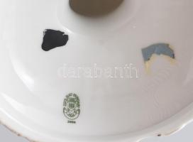 Hollóházi aranyozott fehér mázas gyertyatartó.. jelzett, kopásokkal, 26 cm