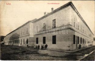 1915 Léva, Levice; Honvéd laktanya. Schulcz Ignác kiadása / K.u.K. military barracks (r)