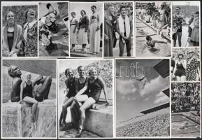 1936 Gyűjtőképek a berlini olimpiáról, úszás, műugrás, vízilabda a magyar csapattal, 22 db, 7 db 17×...