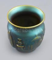 Zsolnay eozin mázas kisváza. Körben Pécs jellegzetességeinek domború ábrázolásaival. Jelzett, hibátlan, m: 7,5 cm