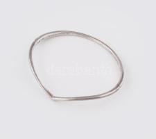 Ezüst(Ag) Pandora karperec, jelzett, 6×5 cm, kis kopásnyomokkal, eredeti dobozában, nettó: 11,1 g