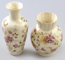 2 db Zsolnay pillangós porcelán váza. Kézzel festett, jelzett, hibátlan 16, 13 cm