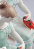 Hollóházi 3 darab paprikát fűző nő. Jelzett, minimális kopással, m: 25 cm