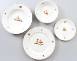 Zsolnay Jancsi és Juliska mintás 4 darabos gyermek étkészlet, jelzett, kis kopással, d: 15-21 cm