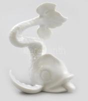 Herendi hal. Jelzett, egyik uszonya letört, h: 9 cm