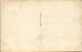 Francia finoman erotikus hölgy / French gently erotic lady. P.C. Paris 1533