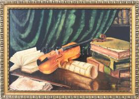Klausz Éva (XX. sz. második fele): Csendélet hegedűvel. Olaj, farost, jelzett. Dekoratív fakeretben, 24×35 cm