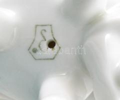 Drasche állatot simogató lány. Jelzett, hibátlan, m: 8 cm