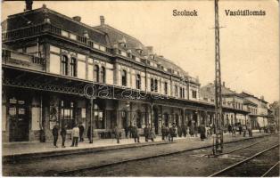 1924 Szolnok, vasútállomás. Vasúti levelezőlapárusítás 4785. (EK)