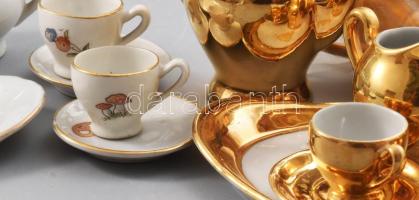 3 készletnyi babaház kávés szett, közte sérüléssel