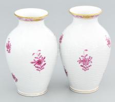 Herendi Apponyi purpur mintás váza pár, háncsnyomott felülettel, jelzett, hibátlan, m: 14,5 cm